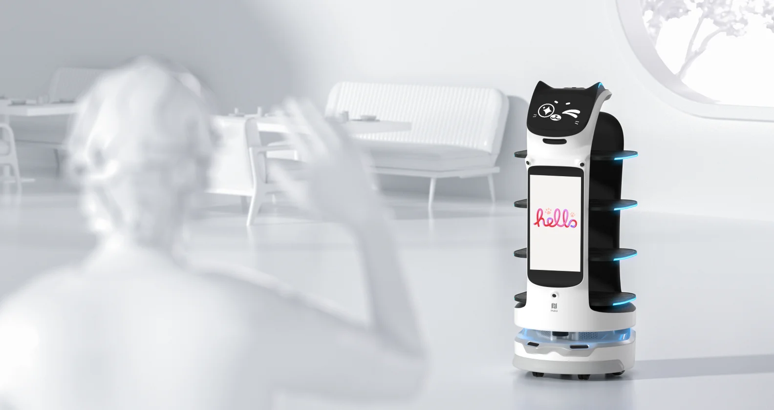 BellaBot Pro misafiri karşılıyor